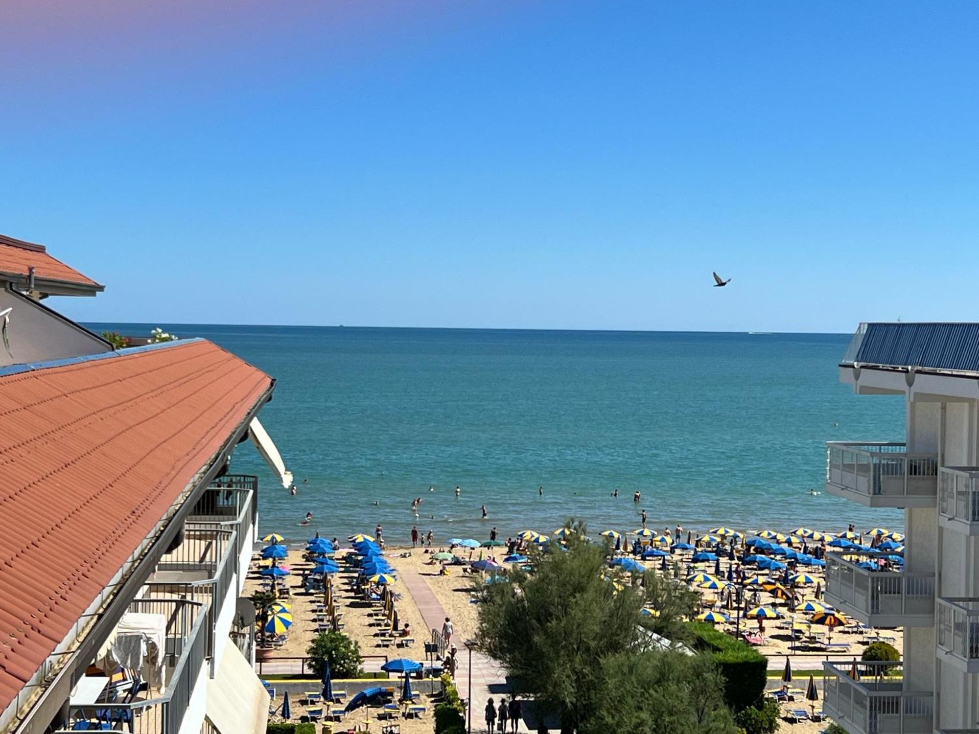 Blue Moon Penthouse Διαμέρισμα Τζεσόλο Λίντο Εξωτερικό φωτογραφία